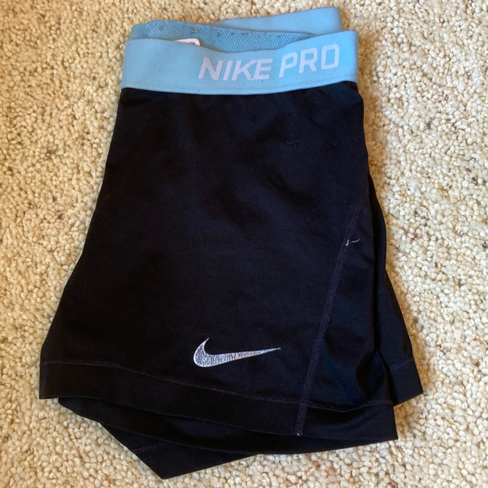 Nike Pro
